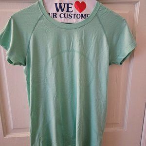 Lululemon swiftly tech short sleeve - Wild Mint size 10